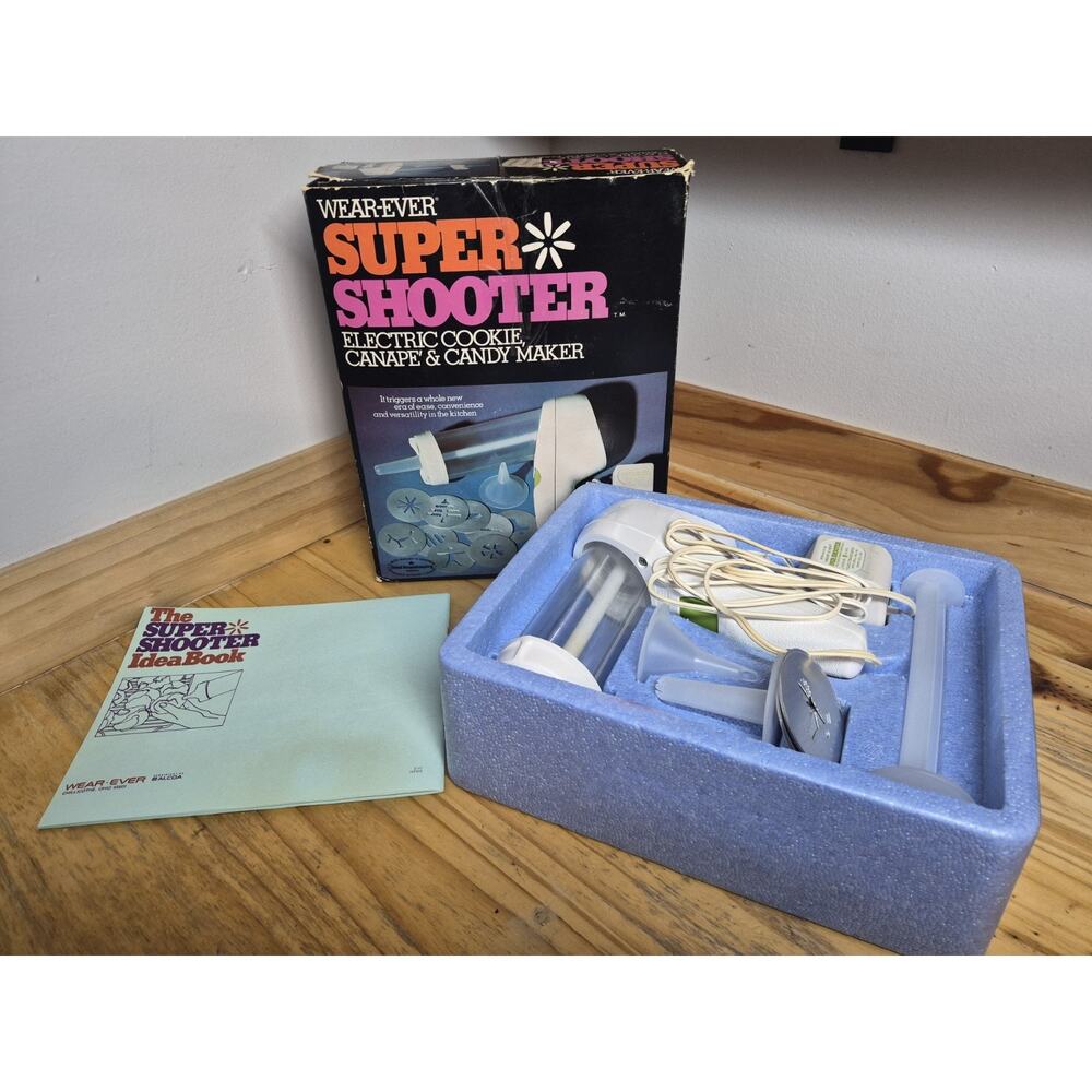 Vtg WEAR-EVER Super Shooter 70001 Cookie Press Candy Maker (70s) ORIGINAL BOX!